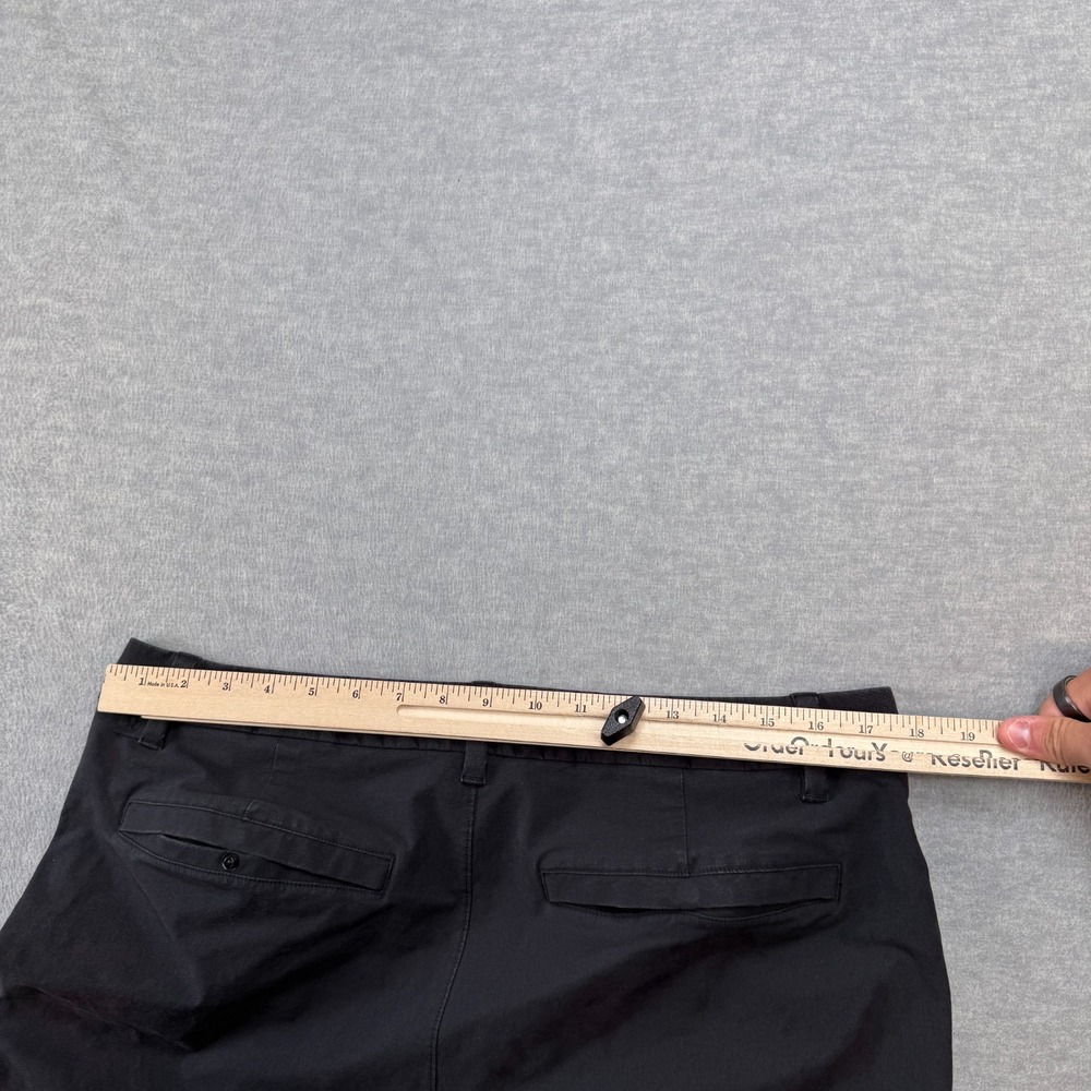 Lululemon Pants Men 34x30 Black ABC Classic Fit Smooth Twill Commuter Reflective - Picture 8 of 10